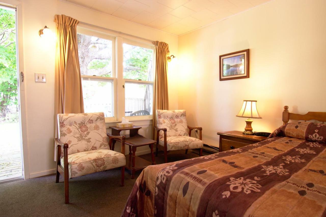 Lakeview Lodge&Cottages Cavendish Exteriör bild